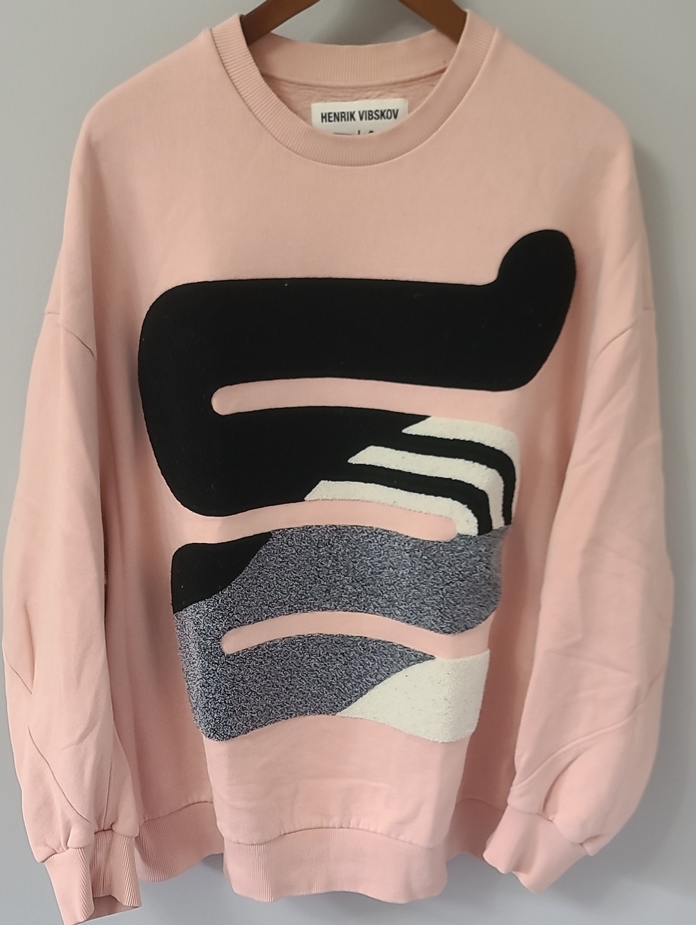 Henrik Vibskov Pink Crewneck Sweater with Abstract Graphic